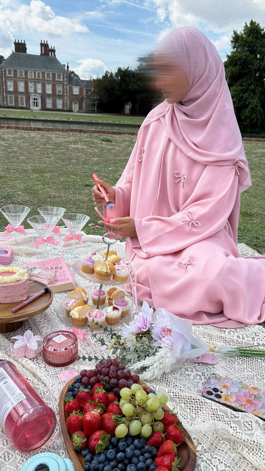 The Bow Edit - Pretty in Pink